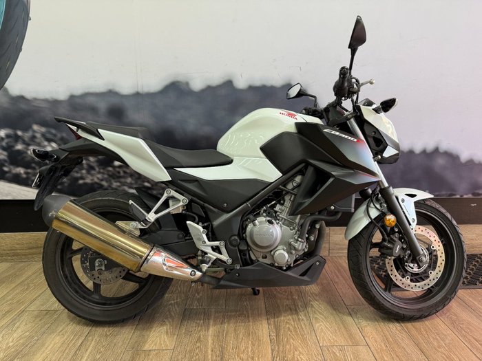 2015 Honda CB300FA (ABS) WHITE