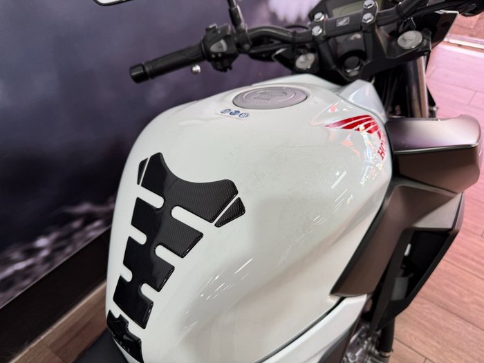 2015 Honda CB300FA (ABS) WHITE