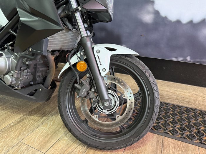 2015 Honda CB300FA (ABS) WHITE