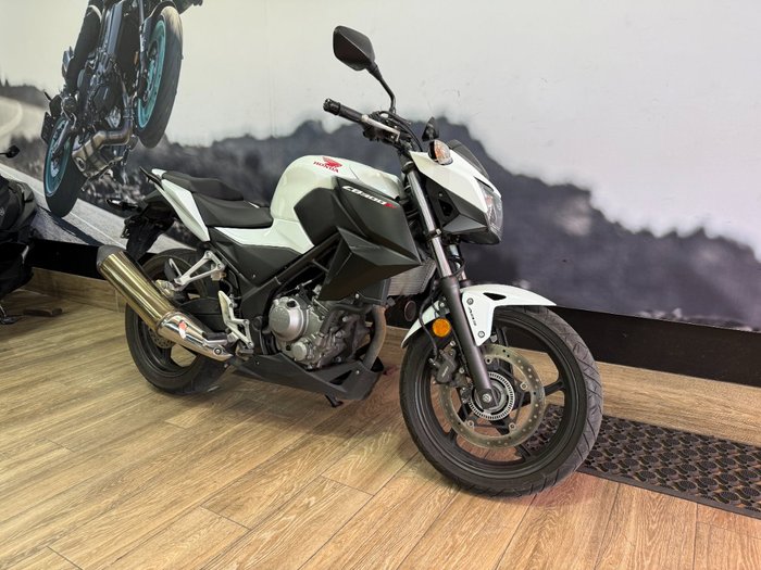 2015 Honda CB300FA (ABS) WHITE