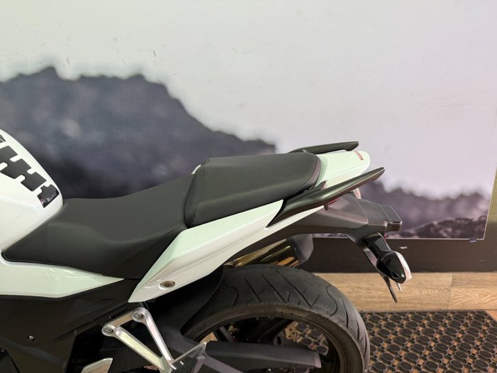 2015 Honda CB300FA (ABS) WHITE