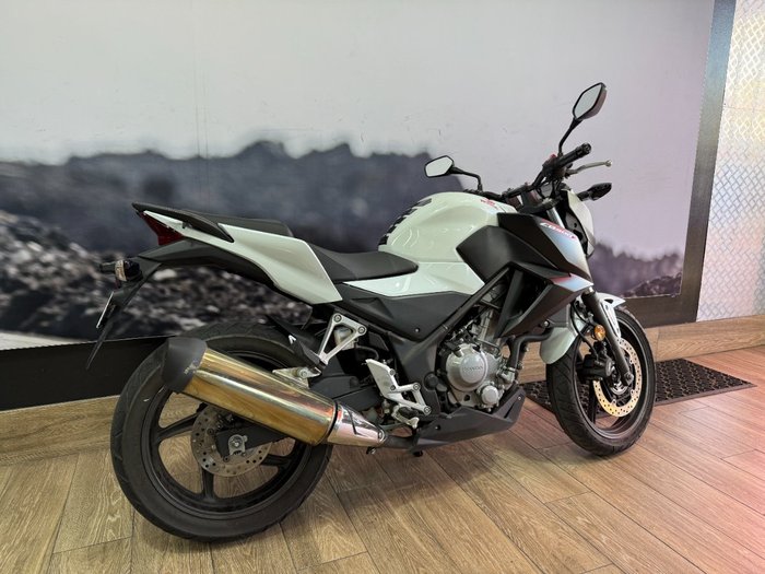 2015 Honda CB300FA (ABS) WHITE
