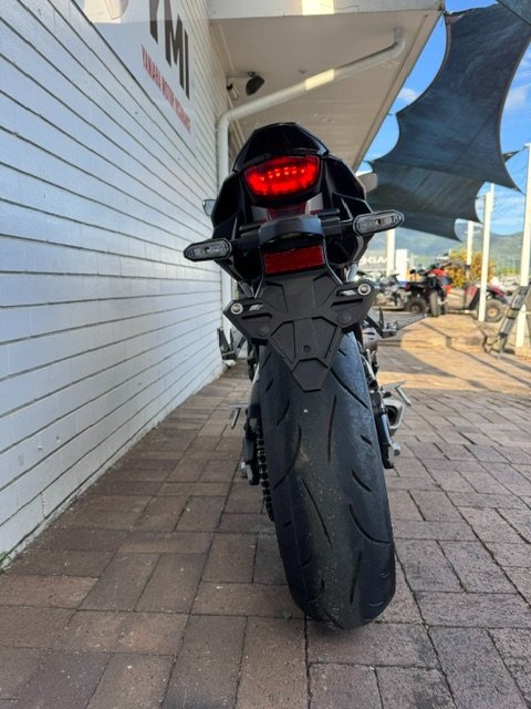 2021 Honda CBR650R BLACK