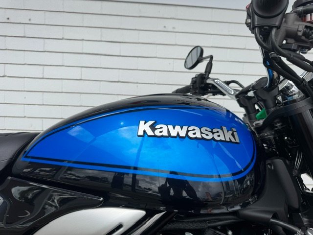2024 Kawasaki Z900RS (ZR900C) BLACK