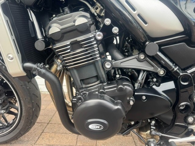 2024 Kawasaki Z900RS (ZR900C) BLACK