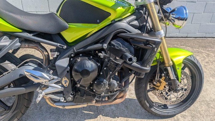 2009 Triumph STREET TRIPLE 675 Green