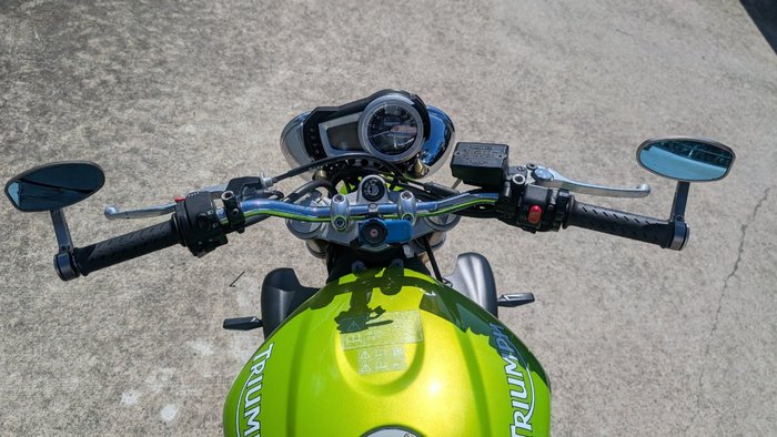 2009 Triumph STREET TRIPLE 675 Green