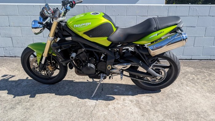 2009 Triumph STREET TRIPLE 675 Green