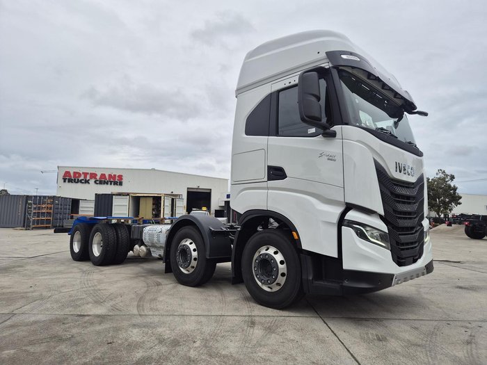 2024 Iveco S-Way AS270