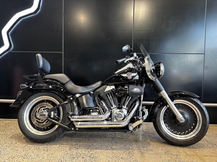 Harley-Davidson Fat Boy Lo 1584 (FLSTFB) Softail