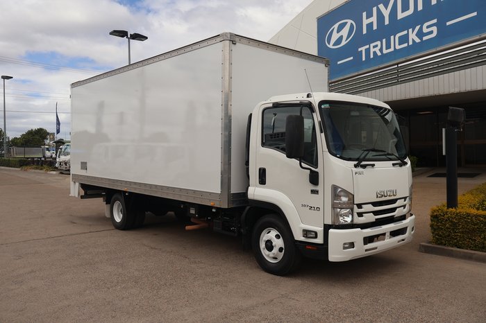 2018 ISUZU FRR