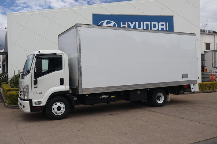 2018 ISUZU FRR