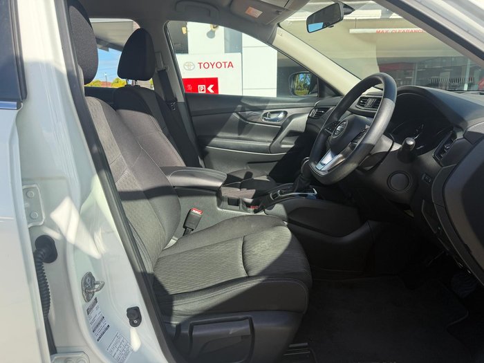 2018 Nissan X-TRAIL ST