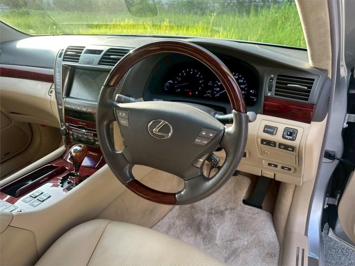 2007 Lexus LS