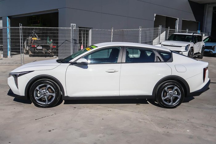 2025 Kia K4 S