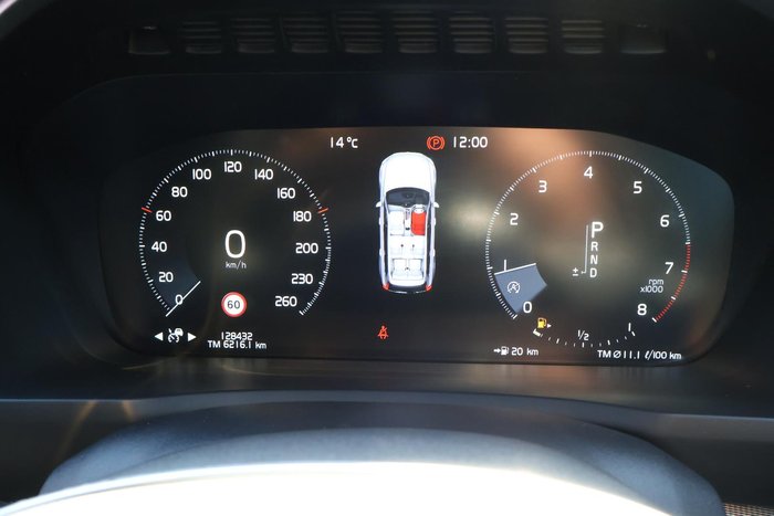 2020 Volvo XC90 T6 R-Design