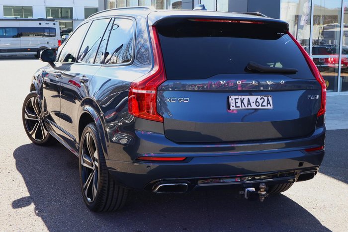 2020 Volvo XC90 T6 R-Design