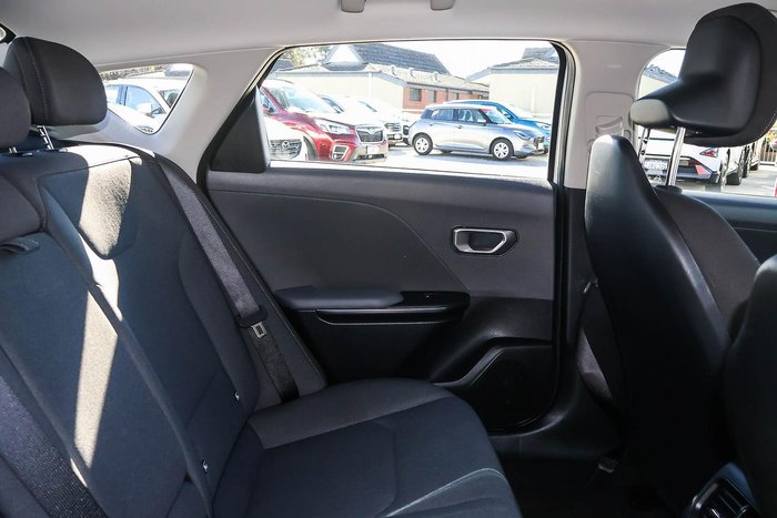 2025 Kia K4 S