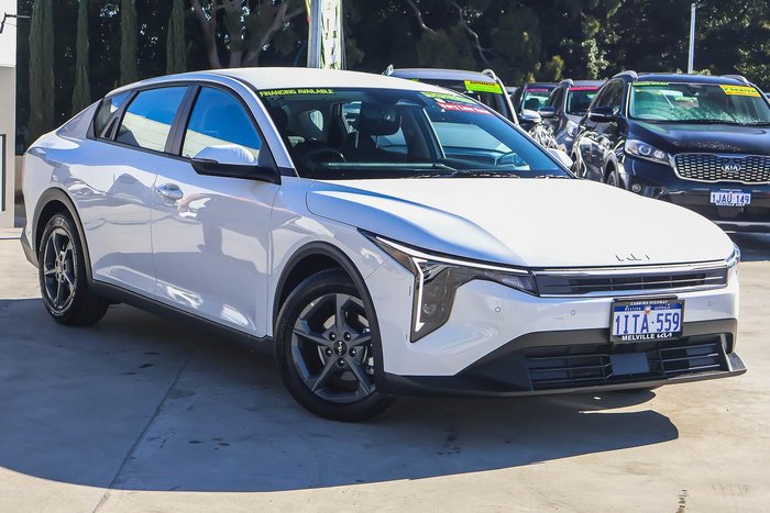 2025 Kia K4