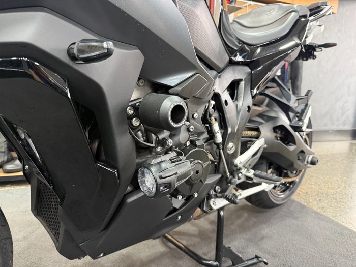 2023 BMW Motorrad S 1000 XR TRIPLE BLACK BLACK STORM METALLIC