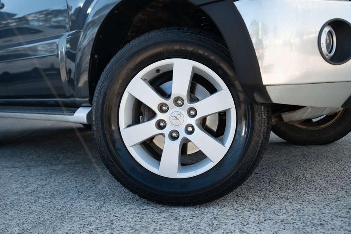 2008 Mitsubishi Pajero