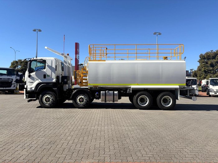 2026 Isuzu Fyh 320-355 R60 At 18000L Watercart