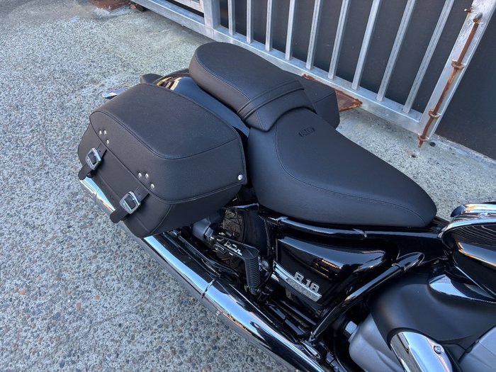 2021 BMW Motorrad R 18 BLACK