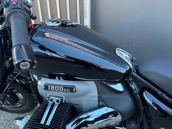 2021 BMW Motorrad R 18 BLACK