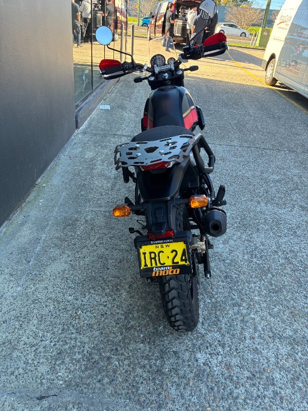 2022 Royal Enfield SCRAM BASE E5 BLACK