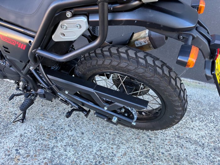 2022 Royal Enfield SCRAM BASE E5 BLACK