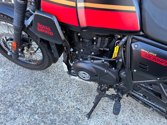 2022 Royal Enfield SCRAM BASE E5 BLACK