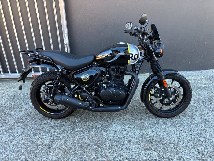 2022 Royal Enfield HUNTER 350 BLACK