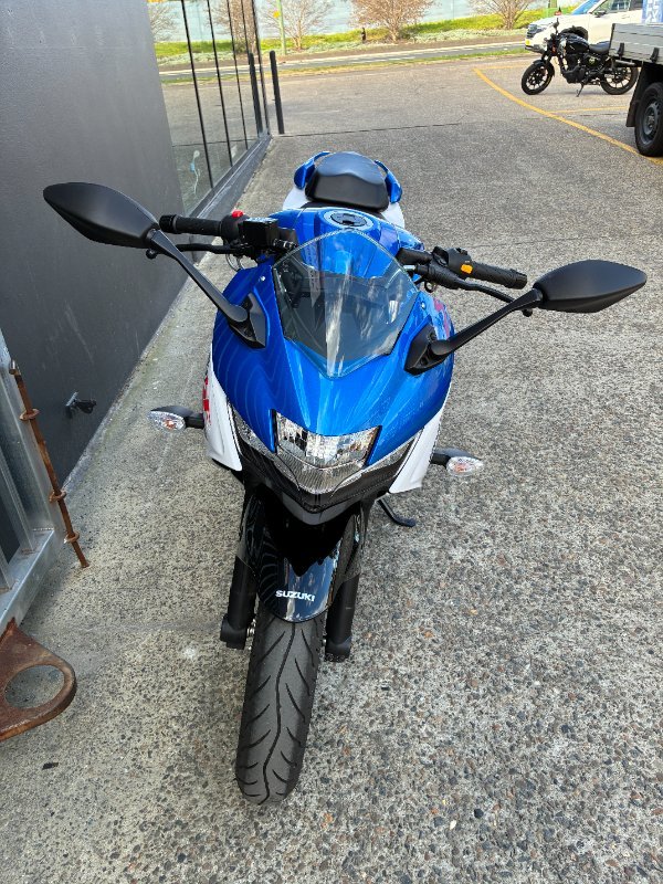 2026 Suzuki GIXXER SF WHITE