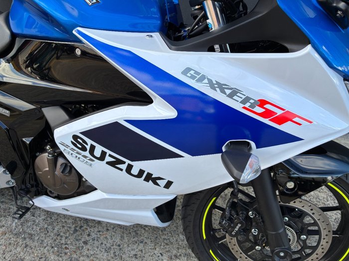 2026 Suzuki GIXXER SF WHITE