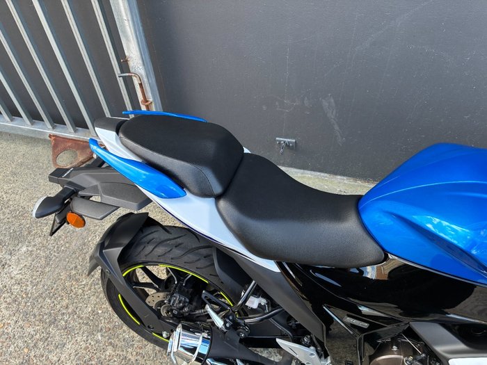 2026 Suzuki GIXXER SF WHITE