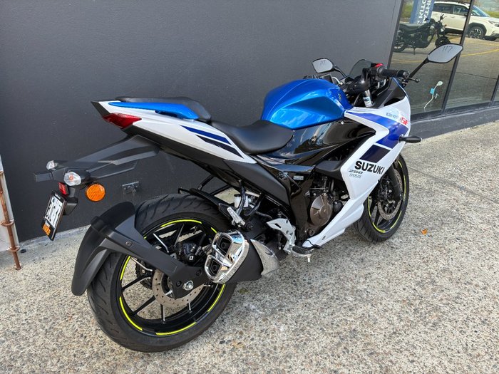 2026 Suzuki GIXXER SF WHITE