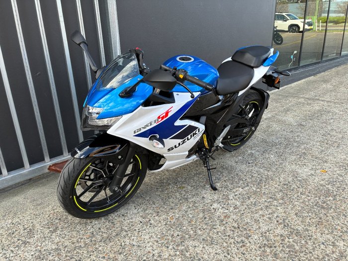 2026 Suzuki GIXXER SF WHITE
