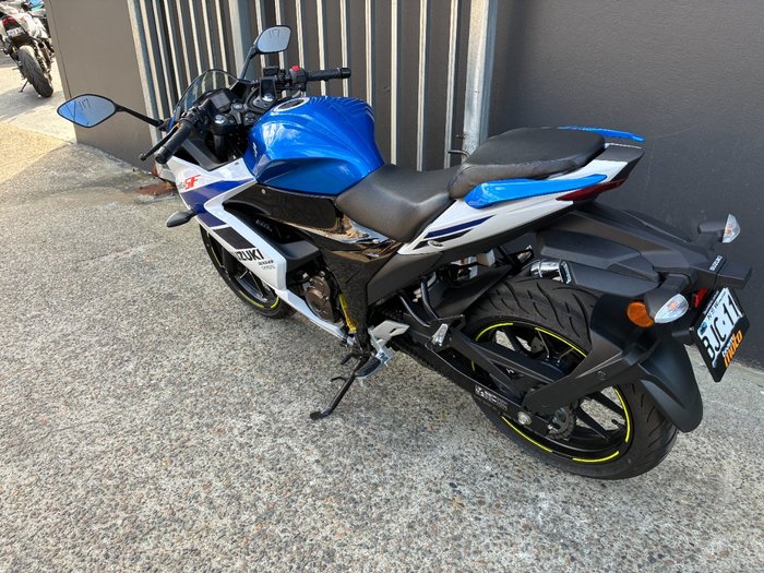 2026 Suzuki GIXXER SF WHITE