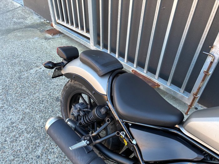2017 Honda CMX500 SILVER
