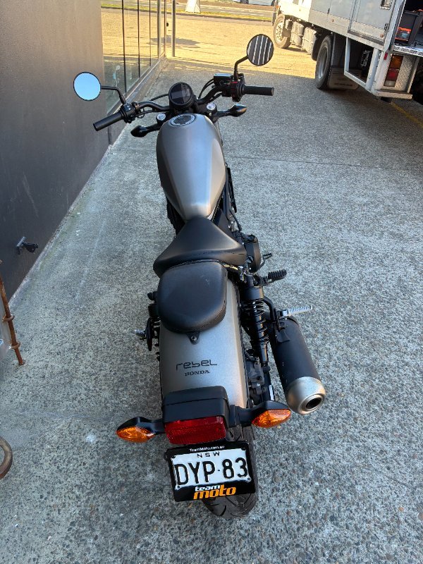 2017 Honda CMX500 SILVER