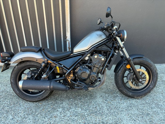 2017 Honda CMX500 SILVER