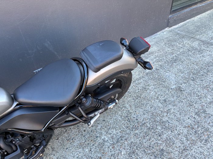 2017 Honda CMX500 SILVER