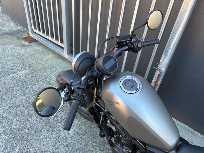 2017 Honda CMX500 SILVER