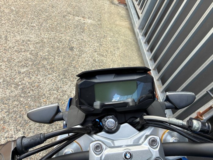 2017 BMW Motorrad G 310 R BLUE