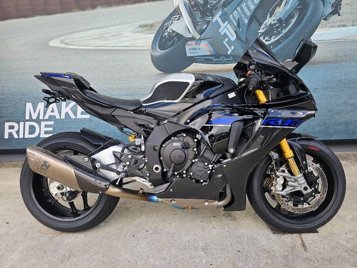 2024 Yamaha YZF-R1 M Black