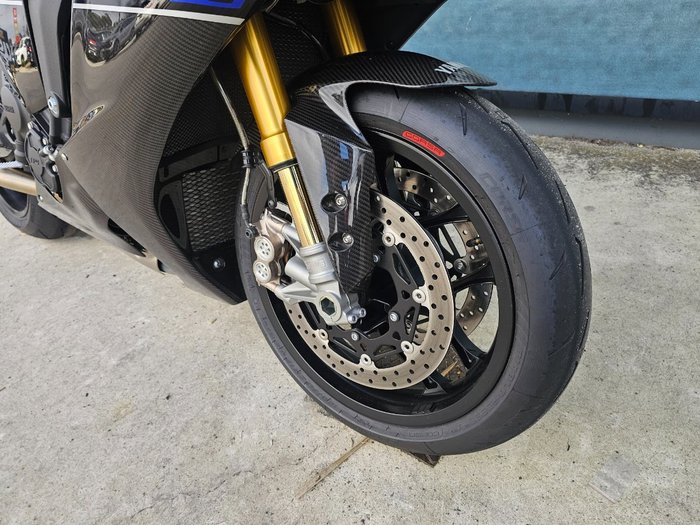 2024 Yamaha YZF-R1 M Black
