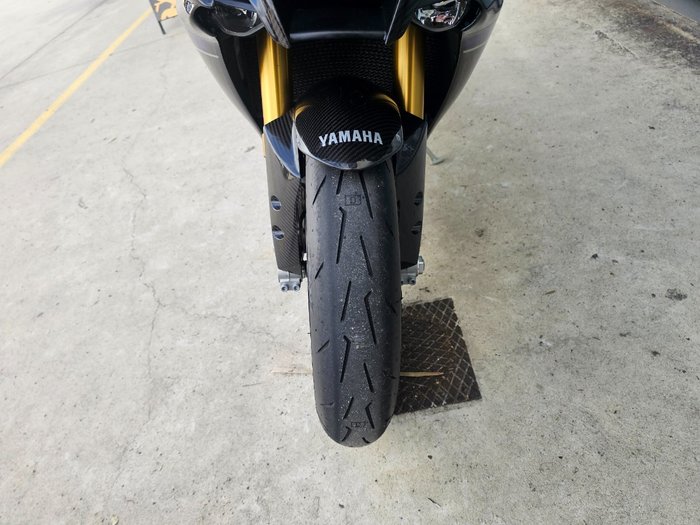 2024 Yamaha YZF-R1 M Black