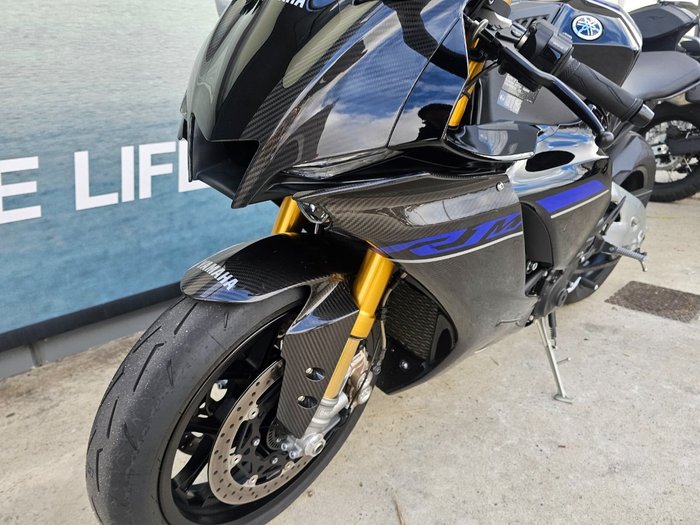 2024 Yamaha YZF-R1 M Black