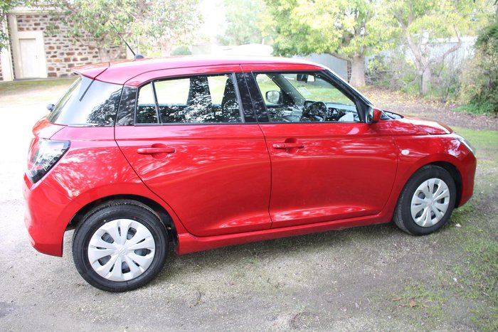 2025 Suzuki Swift Hybrid