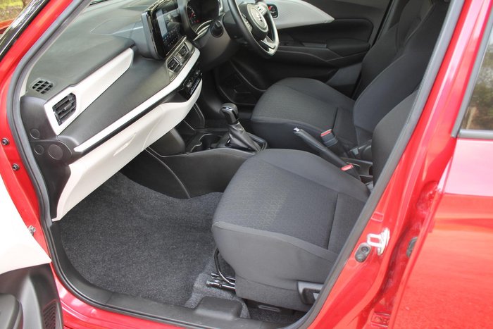 2025 Suzuki Swift Hybrid